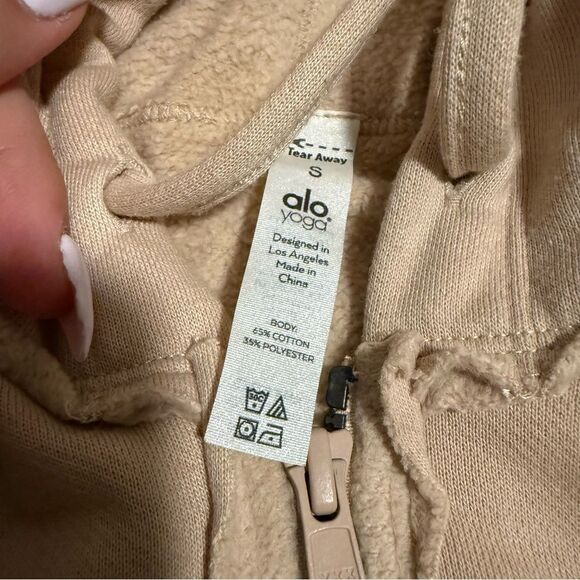 Alo Yoga Cruiser Crop Hooded Sweatshirt in Putty Size Small - Picture 6 of 9